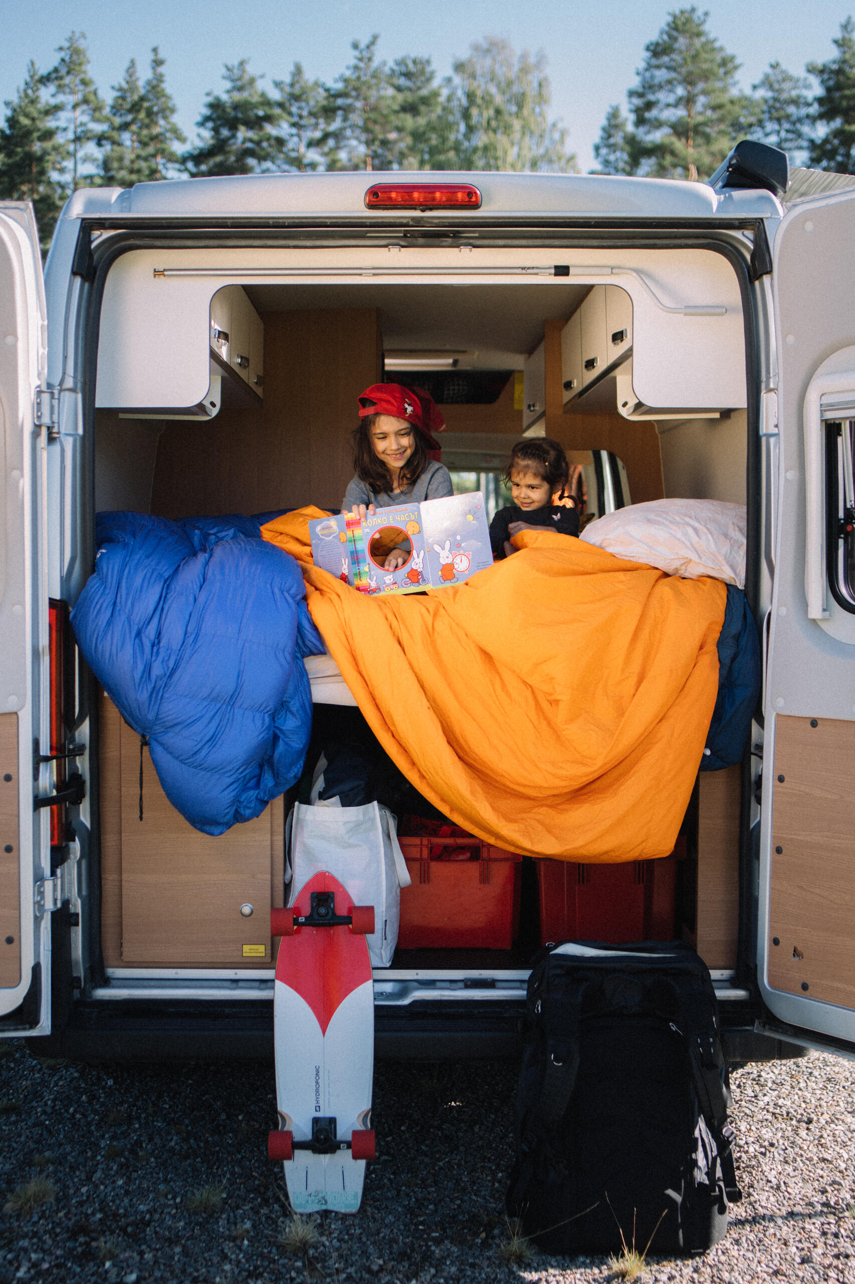 Autossa on kaikki mukavuudet, myös lapsiperheelle